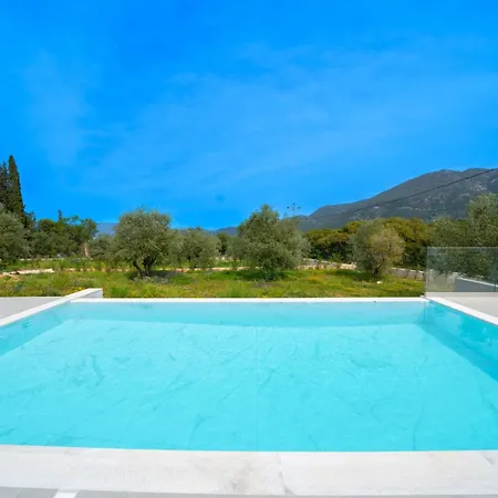 Villa Corelli By Karavomylos