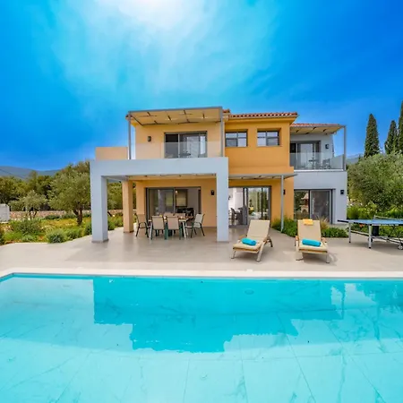 Villa Corelli By *